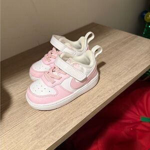 Nike Kids Pink and White Sneakers